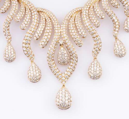 A highcarat Diamond Necklace 'Spectacle de Diamants'. - фото 2