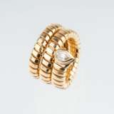 Bulgari. A Gold Ring with Diamond 'Serpentine'. - photo 2