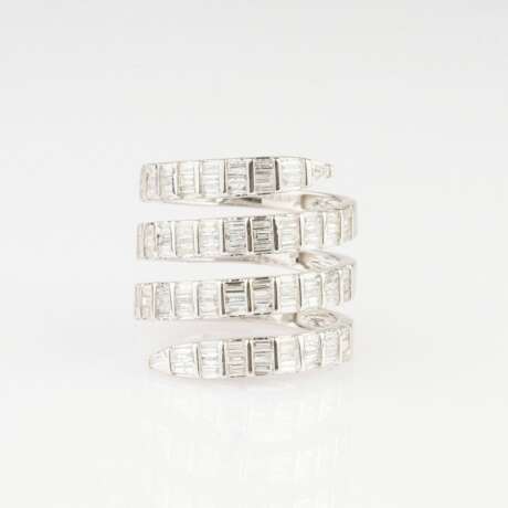 A Diamond Ring ' Serpentine'. - фото 2