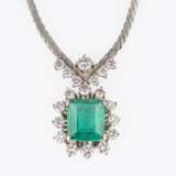 An Emerald Diamond Necklace. - фото 1