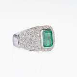 An Emerald Diamond Ring. - photo 2