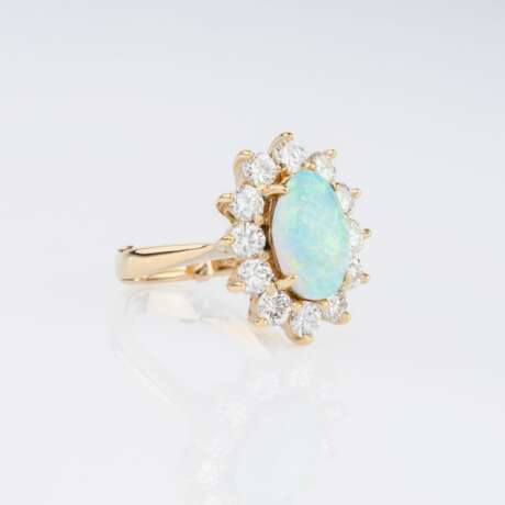 An Opal Diamond Ring. - photo 2