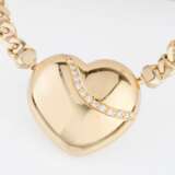 A Gold Necklace with heartshaped Diamond Clasp. - photo 2