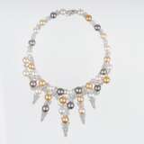 A highcarat Diamond Necklace with multi-coloured Southsea Pearls. - фото 1