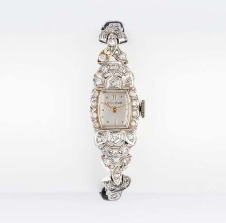 Bulova. An Art-Déco Lady's Wristwatch with Diamonds. - фото 1