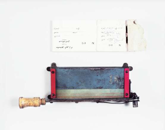 Akram Zaatari (Saida 1966). Objects of Study, Studio Sheherazade/ Desk Tools 07. - фото 1