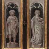 Gerard David (Oudewater 1460 - Brügge 1523), cirlce of. Family Altar with Mary, two Saints and Patrons. - фото 2