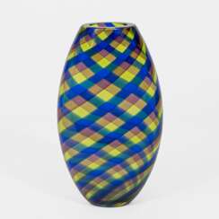 Laura de Santillana (Venedig 1955 - 2019). A Vase for Rosenthal studio-line.