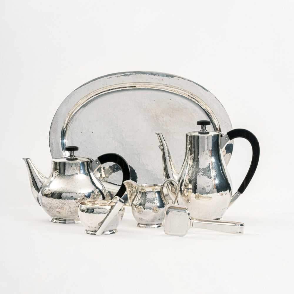Josef Arnold (Schwäbisch-Gmünd 1885 - Burgberg 1960). An Art Deco Coffee and Tea Service.