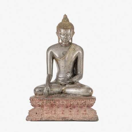 A Sitting Buddha Shakyamuni. - photo 1