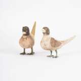 A Very Fine and Rare Pair of Painted Pottery Birds. - фото 1