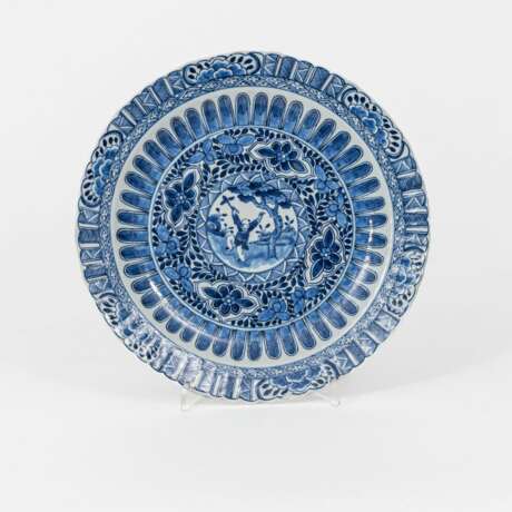 A Blue and White Plate with Dancing Chinese Boy. - photo 1