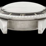 ROLEX. A STAINLESS STEEL AUTOMATIC WRISTWATCH WITH SWEEP CENTRE SECONDS, DATE AND BRACELET - photo 3