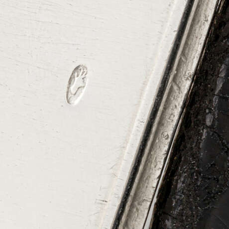 PATEK PHILIPPE. A RARE PLATINUM RECTANGULAR WRISTWATCH - photo 5