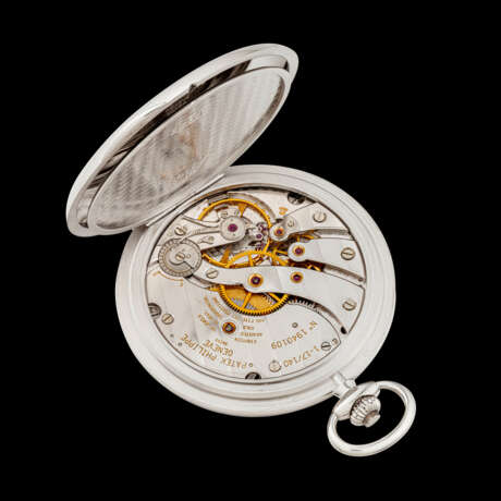 PATEK PHILIPPE. AN ATTRACTIVE 18K WHITE GOLD HUNTER CASE POCKET WATCH WITH BREGUET NUMERALS AND MATCHING 18K WHITE GOLD CHAIN - photo 3