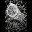 AUDEMARS PIGUET. A RARE AND ATTRACTIVE STAINLESS STEEL, PLATINUM AND DIAMOND-SET SEMI-SKELETONISED AUTOMATIC PERPETUAL CALENDAR WRISTWATCH WITH MOON PHASES, LEAP YEAR INDICATION AND BRACELET - Marchandises aux enchères