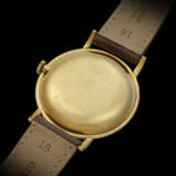 ROLEX. AN 18K GOLD WRISTWATCH WITH SWEEP CENTRE SECONDS - фото 2