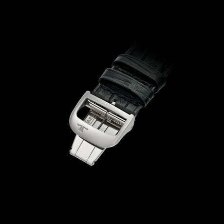 JAEGER-LECOULTRE. A MAGNIFICENT AND EXTREMELY RARE PLATINUM LIMITED EDITION REVERSIBLE WRISTWATCH WITH ENAMEL DIAL DEPICTING AN EROTIC SCENE - фото 5
