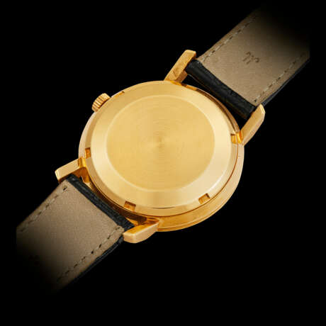 PATEK PHILIPPE. A VERY RARE AND WELL-PRESERVED 18K GOLD AUTOMATIC WRISTWATCH WITH SWEEP SECONDS - photo 2