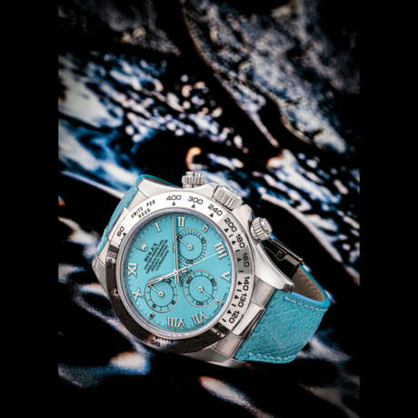 ROLEX. AN ATTRACTIVE 18K WHITE GOLD AUTOMATIC CHRONOGRAPH WRISTWATCH WITH TURQUOISE CHRYSOPRASE DIAL - фото 1
