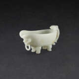 A CARVED WHITE JADE ARCHAISTIC POURING VESSEL, YI - photo 2