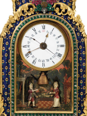 AN IMPERIAL INSCRIBED GILT-BRONZE ENAMEL, PASTE-INSET, QUARTER-STRIKING, MUSICAL AND AUTOMATON ‘ACROBAT’ CLOCK - фото 4