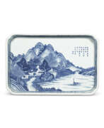 Jiaqing-Periode. A RARE LARGE INSCRIBED BLUE AND WHITE RECTANGULAR TRAY