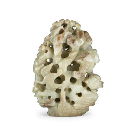 A RETICULATED CELADON AND RUSSET JADE ‘LONGEVITY’ MOUNTAIN - photo 2
