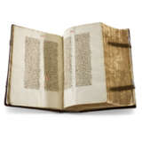A calligraphic Bible in a dated binding - фото 2