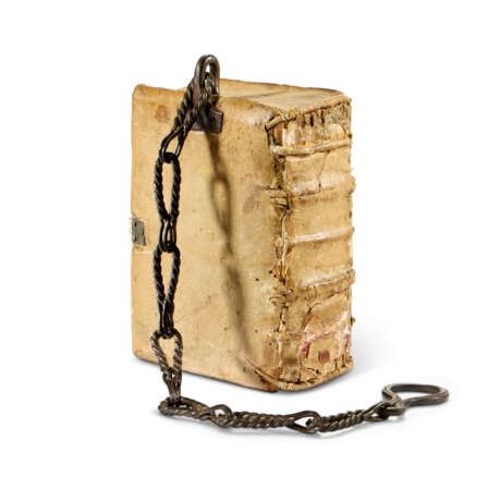 Chained Canon Law texts - Foto 7