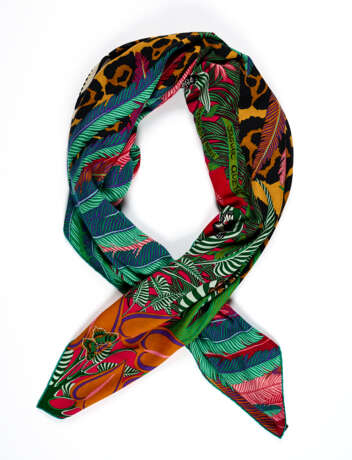 Hermès. Scarf "Jaguar Quetzal" - фото 1