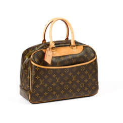 Louis Vuitton. Bowling Vanity Handbag