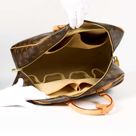 Louis Vuitton. Bowling Vanity Handbag - фото 6
