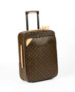Обзор. Louis Vuitton. Pegase 55 Business Travel Suitcase