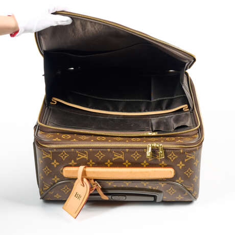Louis Vuitton. Pegase 55 Business Travel Suitcase - фото 6