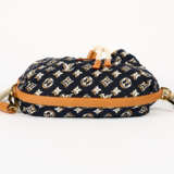 Louis Vuitton. Limited Edition Navy Blue Bulles MM Canvas Handbag - photo 5