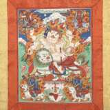 Drei Thangkas, die Pe.har, Sri Devi und Rdorje.Shlug.Ldan darstellen - photo 3