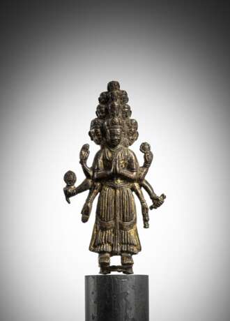 Sehr seltene Bronze des Ekadashahamukha-Avalokiteshvara - фото 1