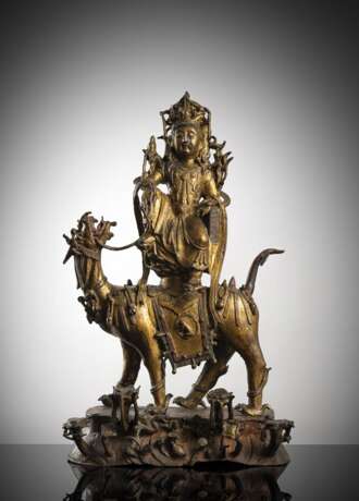 Große und seltene Bronze eines Bodhisattva auf einem Fabeltier - Foto 1