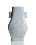 Aperçu. 'Clair-de-Lune'- Vase in 'hu'-Form