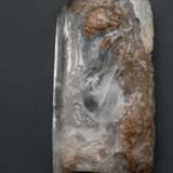 Feine Armstütze aus Bergkristall mit Gelehrten und Kiefer - Foto 2