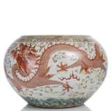Großer und feiner Cachepot aus Porzellan mit Drachendekor - Foto 2