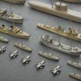 66 Wiking-Schiffsmodelle, z.T. in Originalschachtel, bestehend aus: 15 Modellboote (3x "Gneisenau Scharnhorst", 2x "K. Kreutzer", "Wilhelm Gustloff", "Leipzig", "Tsingtau&quot… - photo 10