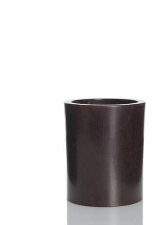 Feiner zylindrischer Pinselbecher aus Zitan - photo 1