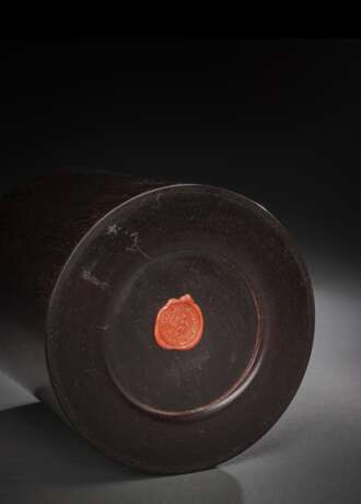 Feiner zylindrischer Pinselbecher aus Zitan - Foto 5