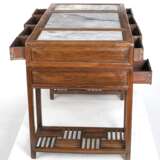 Dreiteiliger Huanghuali-Partner-Schreibtisch mit eingelegten Marmorplatten - photo 3