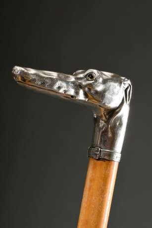 Gehstock mit plastischer Krücke "Windhundkopf", Silber mit Glasaugen, Schuss aus Palmrohr, um 1900, L. 85cm, Gebrauchsspuren - Foto 1