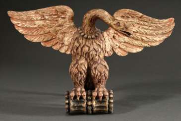 Elegante Empire Schnitzerei Applike &quot;Adler mit ausgebreiteten Flügeln&quot;, Anfang 19.Jh., Holz mit Original Farbfassung, 28,5x45x8cm
