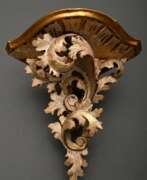 Overview. Farbig gefasste Wandkonsole im Barockstil mit partieller Vergoldung, Florenz um 1900/1920, Holz geschnitzt, H. 26cm