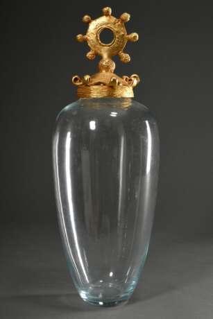 Casenove, Pierre (*1943) Kristall Vase in ovoider Form mit zoomorphem Deckel, Metall vergoldet, sign., Gießerstempel Fondica, Prägenummer 96, 1990er Jahre, H. 56cm - Foto 1